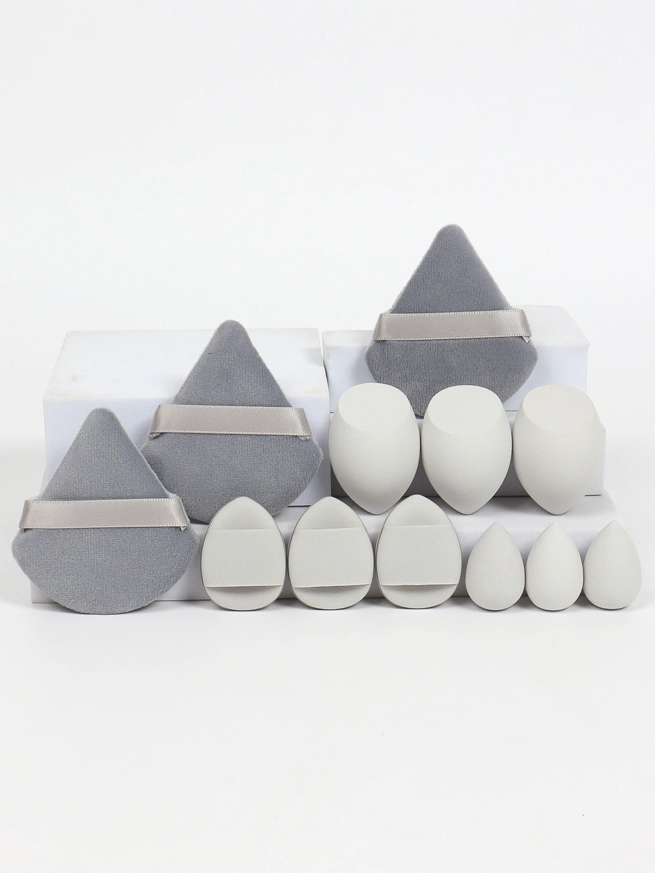 😊 Ensemble d'éponges de maquillage tout usage de 12 pièces